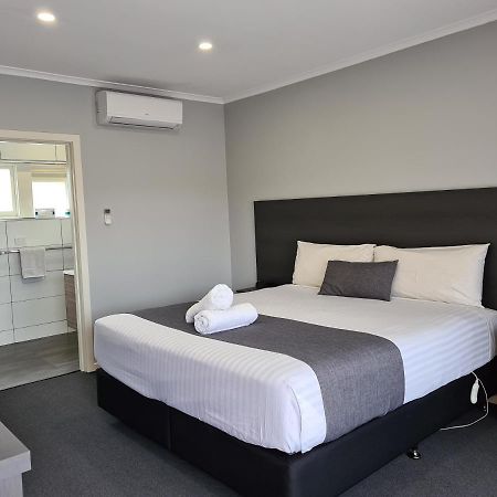 Beachway Motel Ulverstone Exterior photo