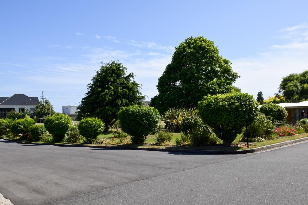 Beachway Motel Ulverstone Exterior photo
