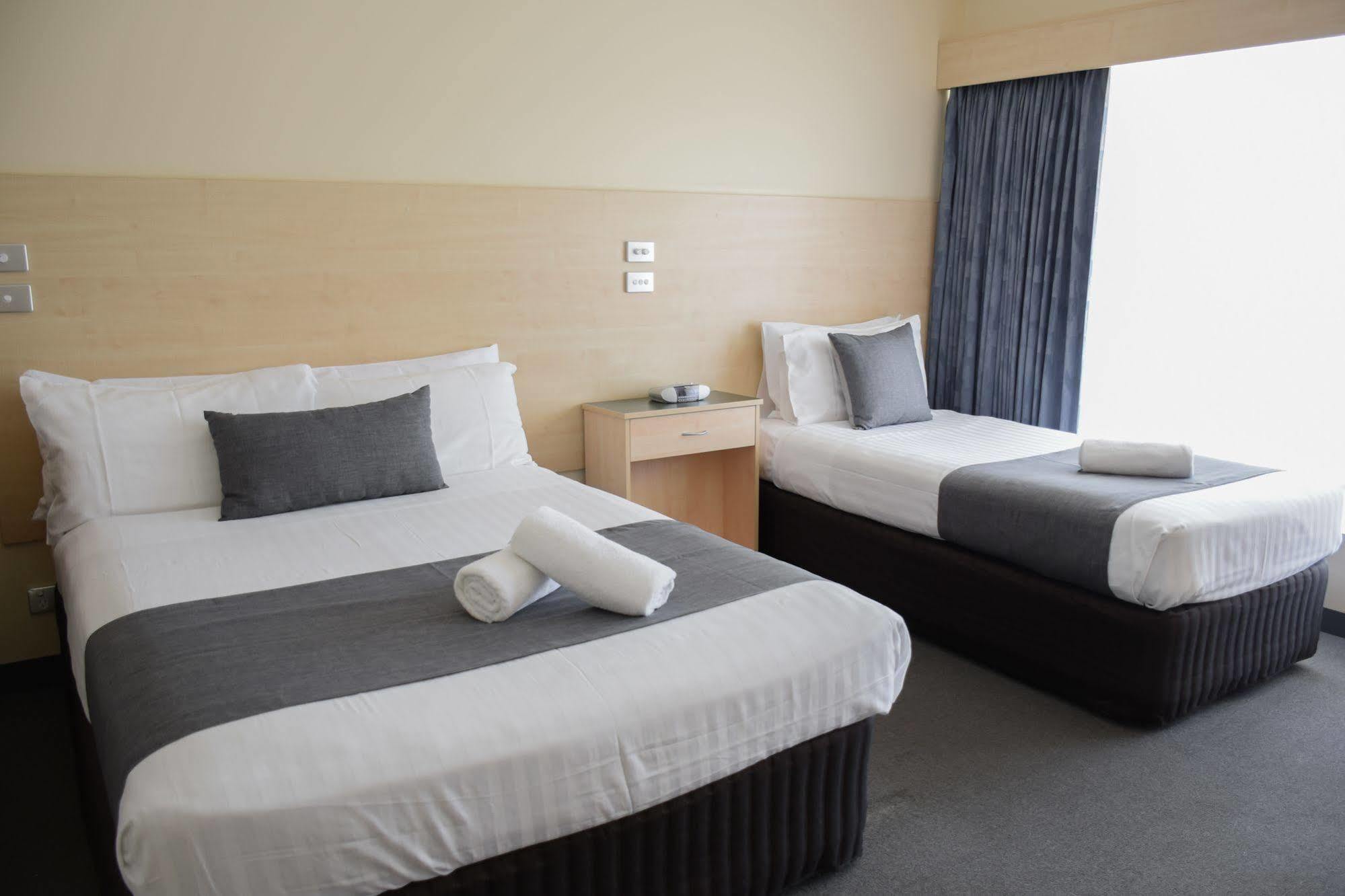 Beachway Motel Ulverstone Exterior photo