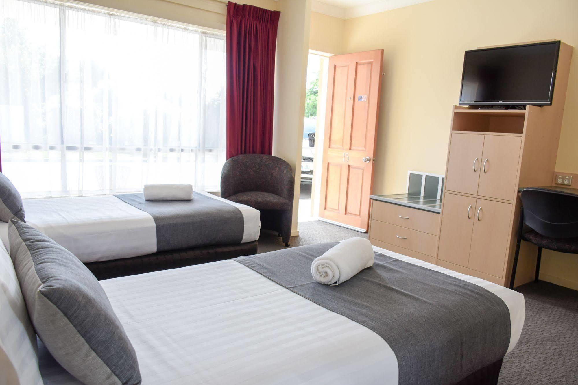 Beachway Motel Ulverstone Exterior photo